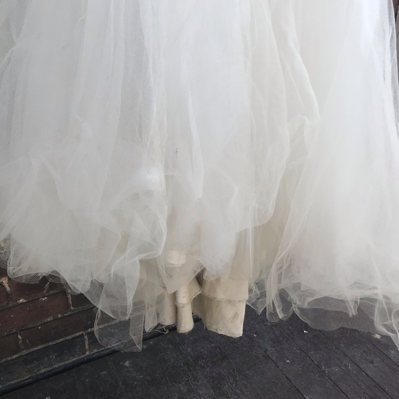 Gorgeous White Mermaid Gown - Picture 3 of 8
